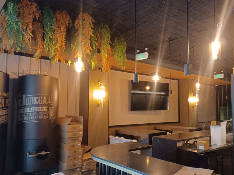Instalación eléctrica e iluminación en restaurante García Robata en Vigo