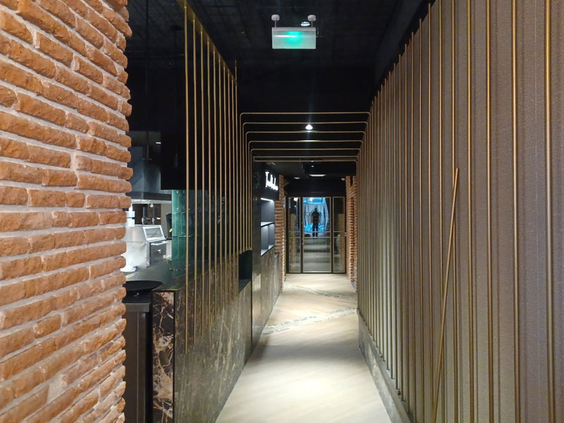 Instalación eléctrica e iluminación en restaurante García Robata en Vigo